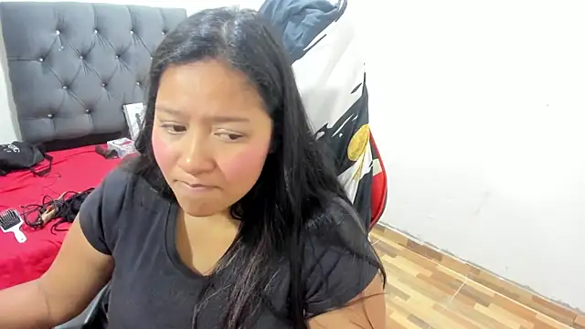 Snapshot of sweets-tits chatting on 02-14-25, 02:02 sweets-tits online show from 02-14-25, 02:02