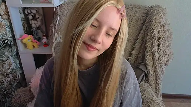 sarakaell online show from 06-04-26, 01:43