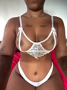 Snapshot of Angel_black69 chatting on 06-14-26, 01:01 Angel black69 online show from 06-14-26, 01:01