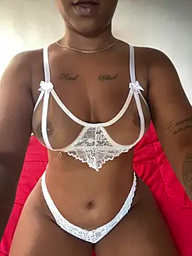 Snapshot of Angel_black69 chatting on 06-03-26, 03:50 Angel black69 online show from 06-03-26, 03:50