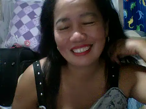 pinaySandra online show from 09-28-25, 04:25