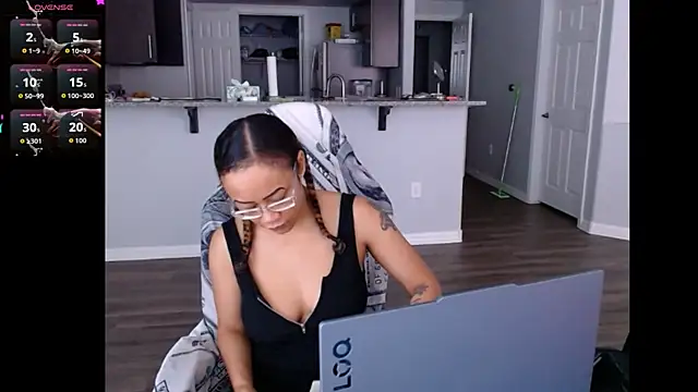 RylHoneyy online show from 06-11-26, 08:28