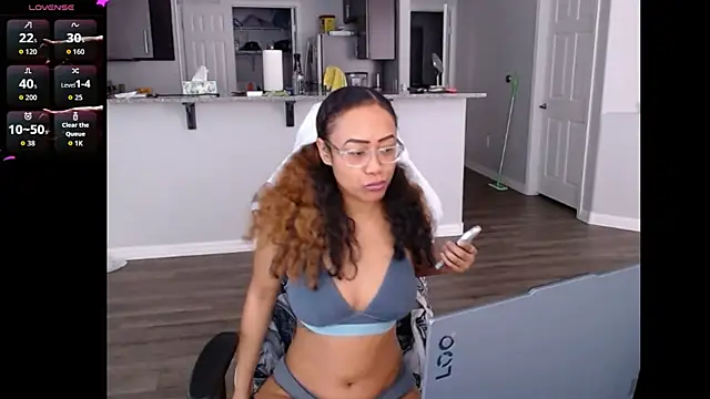 RylHoneyy online show from 06-25-26, 05:40