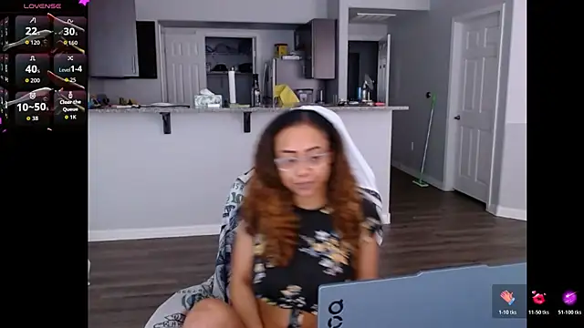 RylHoneyy online show from 06-18-26, 07:08