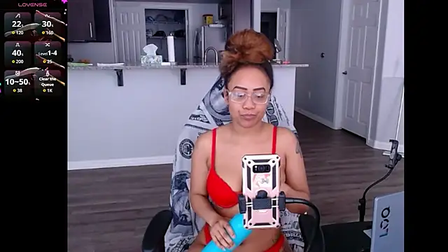 RylHoneyy online show from 06-07-26, 05:29