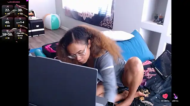 RylHoneyy online show from 06-02-26, 07:36