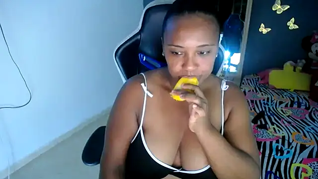 marysol83 online show from 04-24-26, 01:18