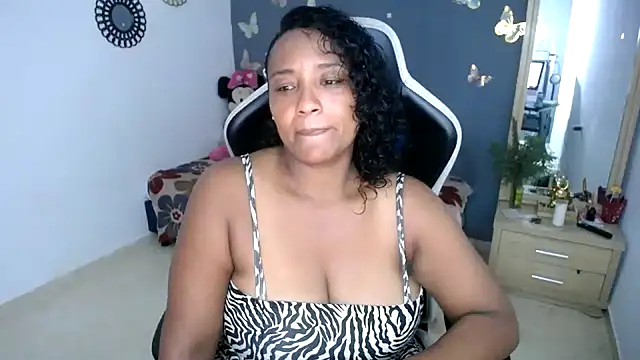marysol83 online show from 06-05-26, 02:38