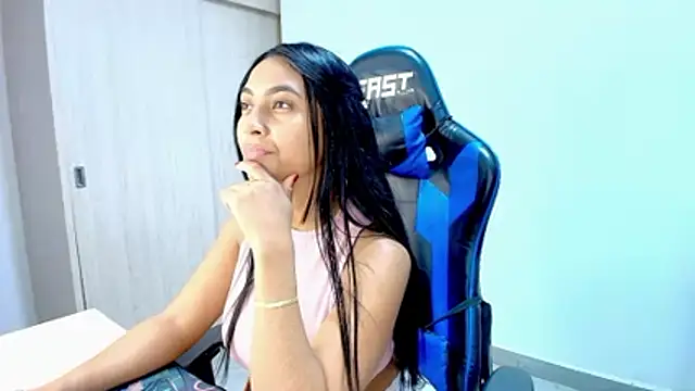 sophiax-x online show from 01-10-26, 02:18