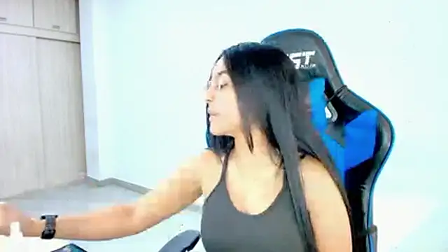 sophiax-x online show from 02-25-26, 05:35