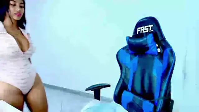 sophiax-x online show from 03-17-26, 08:28