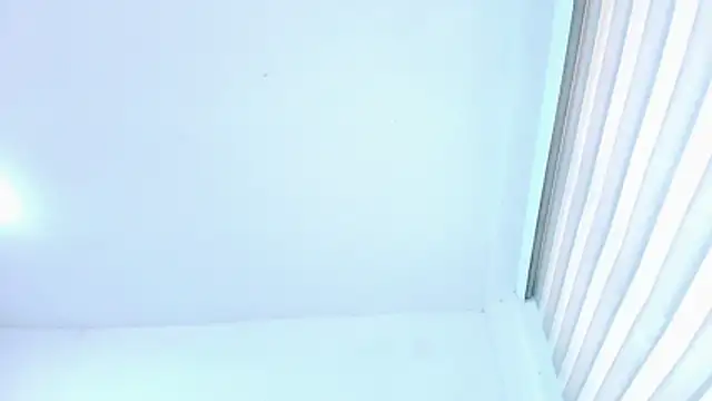 sophiax-x online show from 04-18-26, 07:07