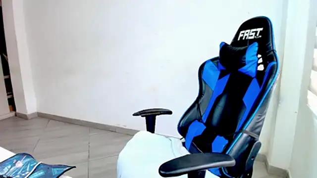 sophiax-x online show from 03-11-26, 03:06