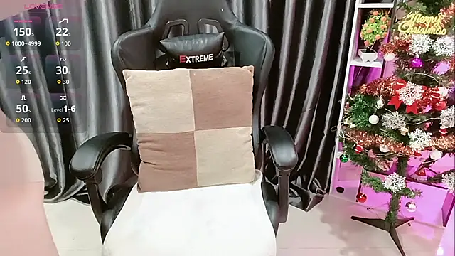 Yuki-yio online show from 11-30-25, 12:55