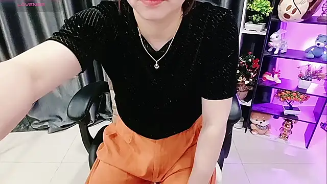 Yuki-yio online show from 04-24-26, 01:18