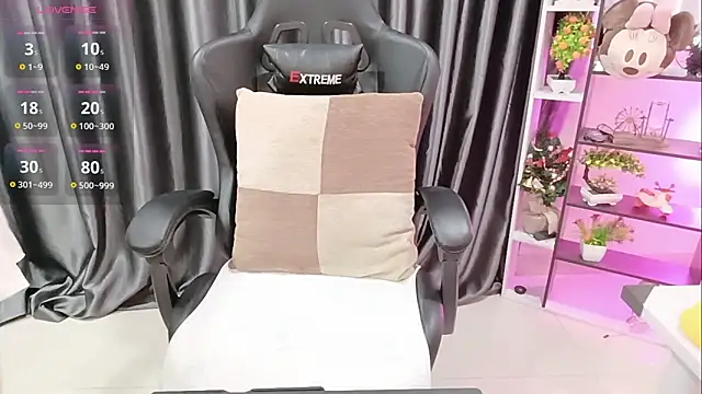 Yuki-yio online show from 10-19-25, 12:46