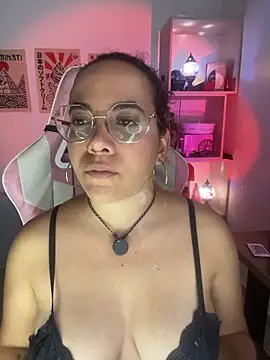 Emma Wish online show from 05-25-26, 08:51