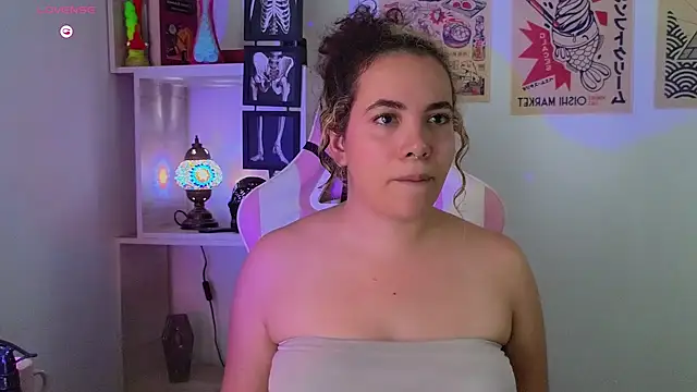 Snapshot of Emma_Wish chatting on 02-23-26, 04:29 Emma Wish online show from 02-23-26, 04:29