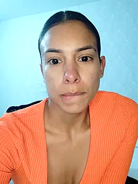 Snapshot of Angelinalombardi_ chatting on 09-19-25, 12:47 Angelinalombardi  online show from 09-19-25, 12:47