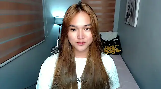 MoaningKylie online show from 12-18-24, 10:51