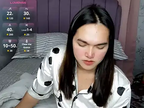 Snapshot of MoaningKylie chatting on 03-12-26, 03:56 MoaningKylie online show from 03-12-26, 03:56