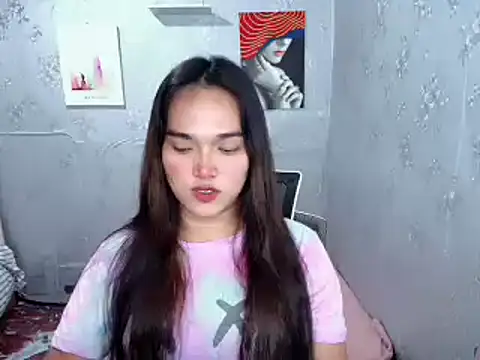 MoaningKylie online show from 12-01-25, 11:55