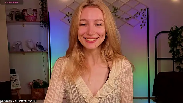 berrry girl online show from 05-26-26, 05:05