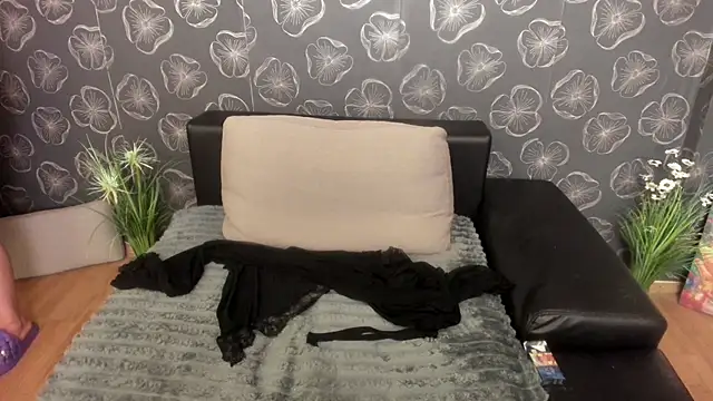 silvyalove online show from 02-11-26, 09:14