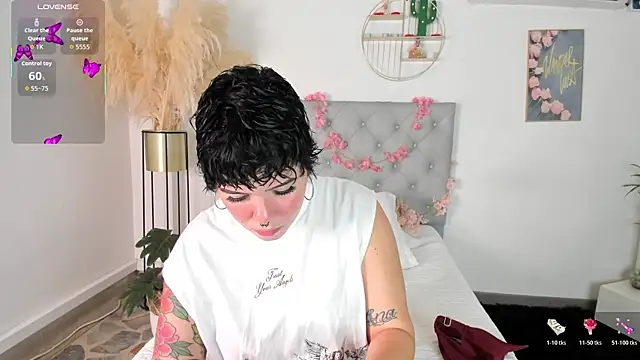 Amy art online show from 03-29-26, 03:24