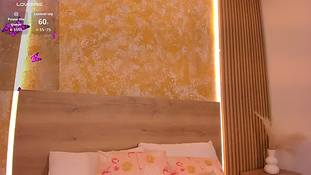 Alana 2916  online show from 10-01-25, 03:33