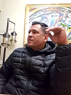 Snapshot of Yedriserna chatting on 12-17-25, 01:21 Yedriserna online show from 12-17-25, 01:21