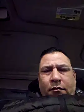 Snapshot of Yedriserna chatting on 10-31-25, 01:19 Yedriserna online show from 10-31-25, 01:19