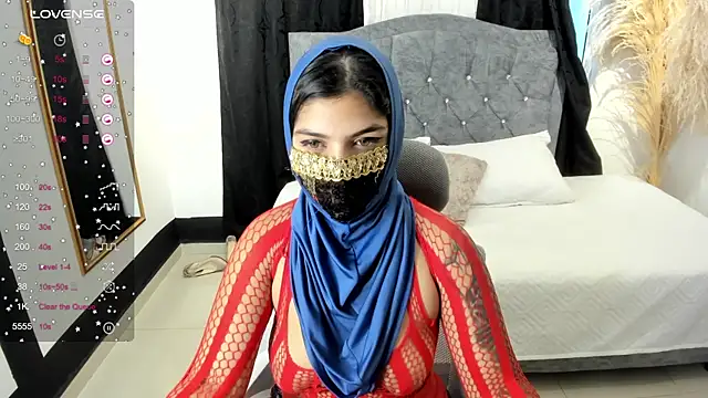Snapshot of anissa- chatting on 03-08-25, 12:09 anissa- online show from 03-08-25, 12:09