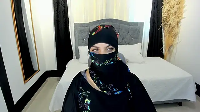 Snapshot of anissa- chatting on 03-11-25, 12:39 anissa- online show from 03-11-25, 12:39