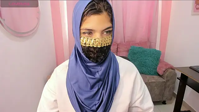 Snapshot of anissa- chatting on 02-19-25, 03:27 anissa- online show from 02-19-25, 03:27
