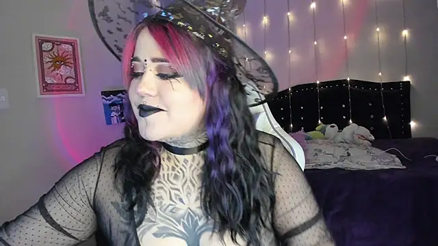 cherrybom  online show from 10-29-25, 01:15