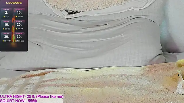Snapshot of kitty69grey chatting on 05-11-26, 02:45 kitty69grey online show from 05-11-26, 02:45