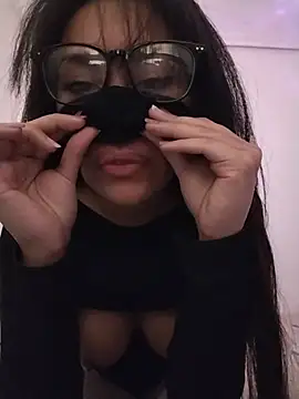 sarahvergen online show from 02-08-26, 06:49