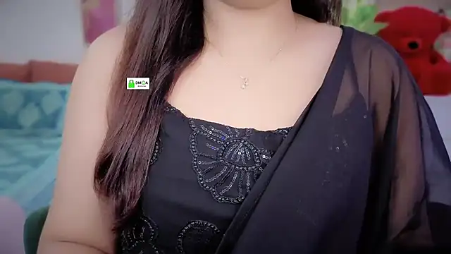 Snapshot of Sizzling__ZAARA chatting on 07-21-26, 07:48 Sizzling ZAARA online show from 07-21-26, 07:48