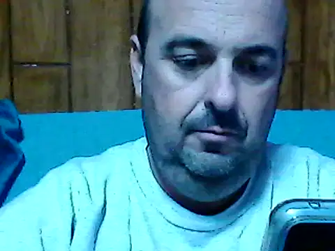 Snapshot of Hot-pico76 chatting on 11-15-25, 04:44 Hot-pico76 online show from 11-15-25, 04:44