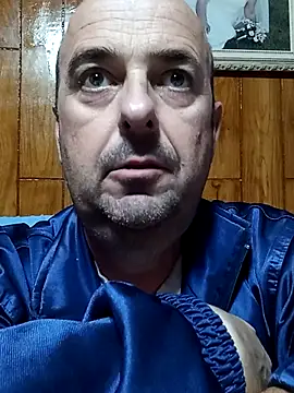 Snapshot of Hot-pico76 chatting on 11-18-25, 05:27 Hot-pico76 online show from 11-18-25, 05:27