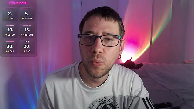 Snapshot of Thomas_Mrd chatting on 10-25-25, 01:49 Thomas Mrd online show from 10-25-25, 01:49
