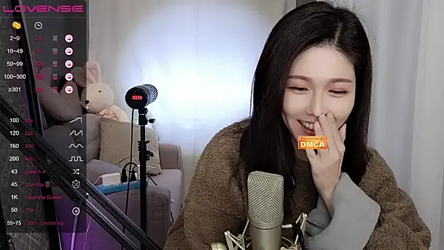 tw lala online show from 12-23-24, 04:17