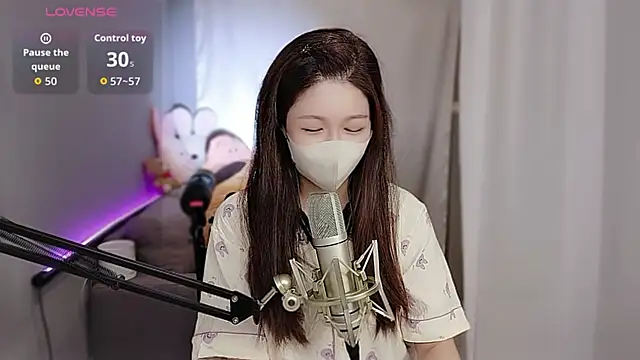 tw lala online show from 10-13-25, 04:19