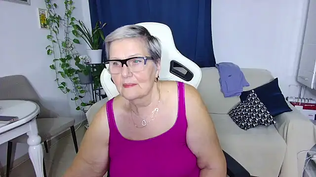 Selenna57 online show from 02-13-26, 06:30