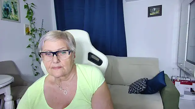 Selenna57 online show from 04-11-26, 05:27