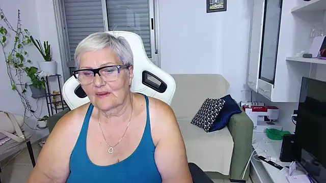 Selenna57 online show from 05-27-26, 05:31