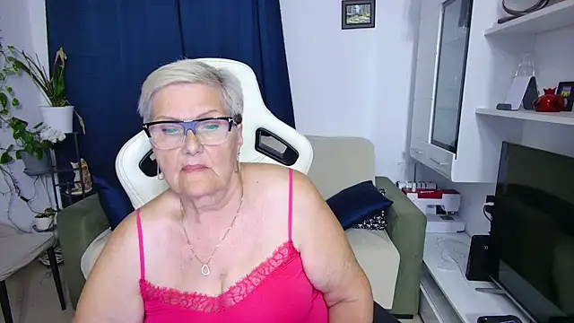 Selenna57 online show from 05-10-26, 05:37