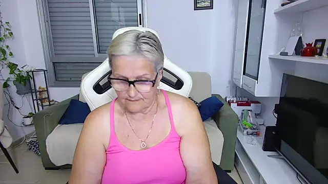 Selenna57 online show from 05-12-26, 05:52