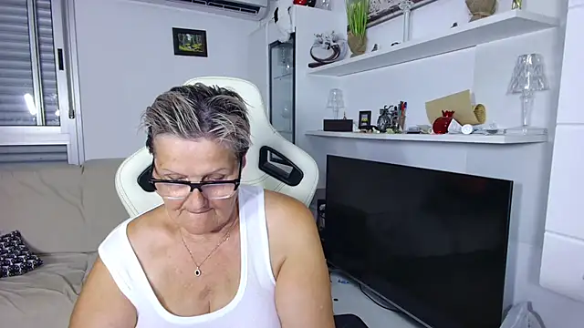 Selenna57 online show from 07-02-26, 05:19